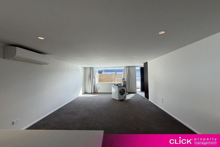 Photo of property in 33 Melbourne Street, South Dunedin, Dunedin, 9012