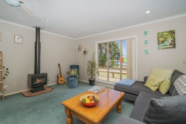 Photo of property in 3 Hawk Hill Crescent, Cooks Beach, Whitianga, 3591