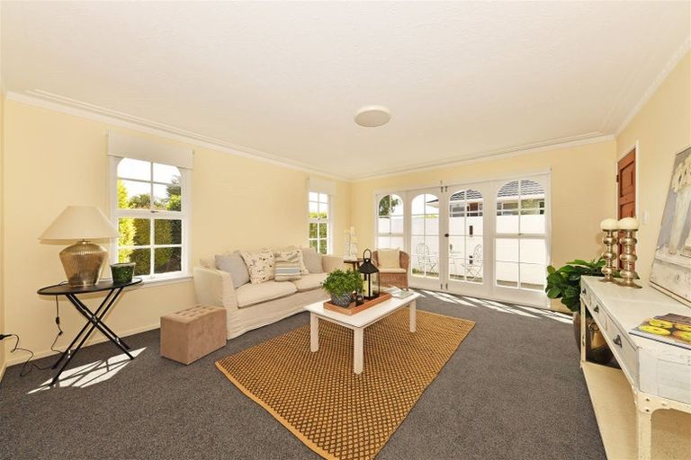 Photo of property in 1/222 Waimairi Road, Ilam, Christchurch, 8041