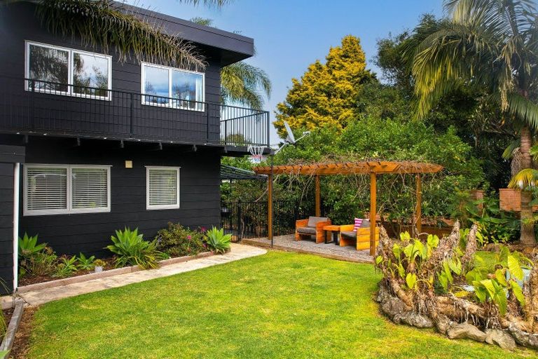 Photo of property in 41 Kemp Road, Kerikeri, 0230