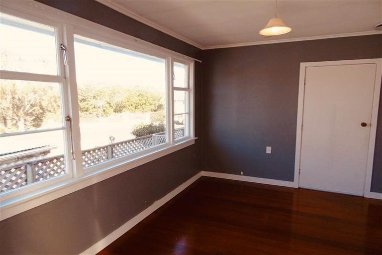 Photo of property in 73 Mill Road, Lower Vogeltown, New Plymouth, 4310