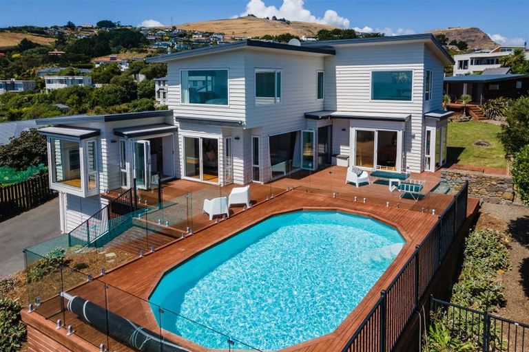 Photo of property in 40 Belleview Terrace, Mount Pleasant, Christchurch, 8081
