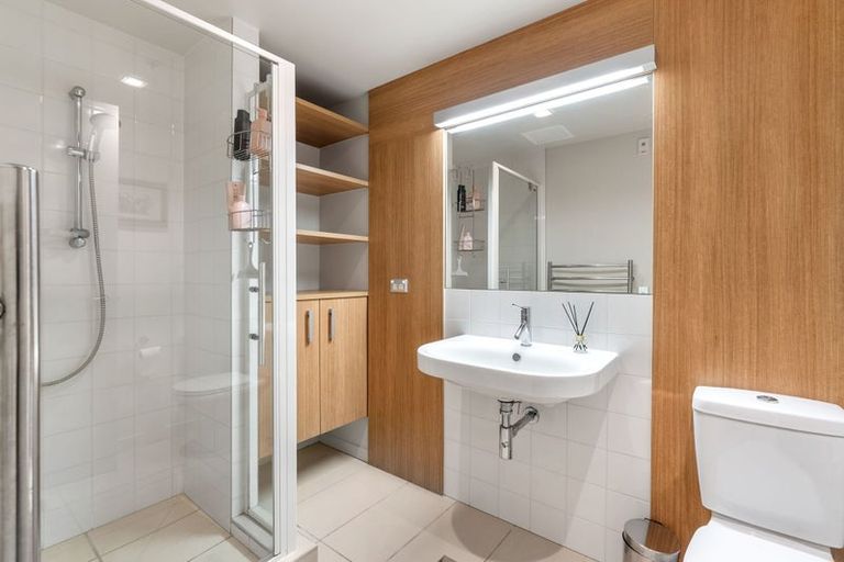 Photo of property in Monument Apartments, 8i/245 Wakefield Street, Te Aro, Wellington, 6011