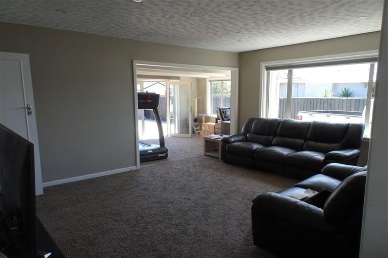 Photo of property in 18a Carlsen Street, Burwood, Christchurch, 8083