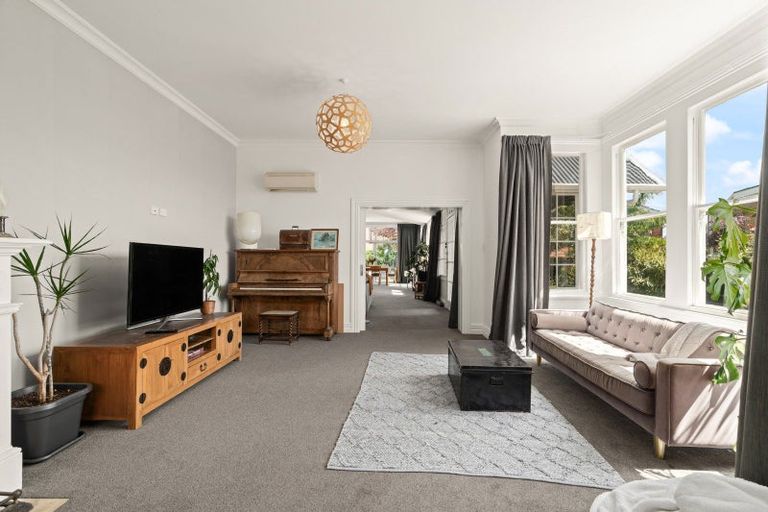 Photo of property in 248 Highgate, Roslyn, Dunedin, 9010