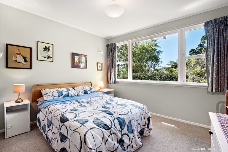 Photo of property in 135 Donald Street, Karori, Wellington, 6012