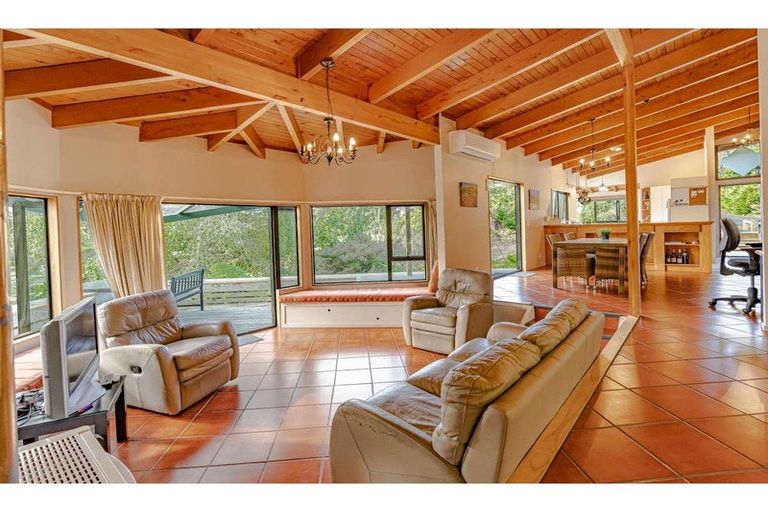 Photo of property in 9 Peacock Garden Drive, Kerikeri, 0230