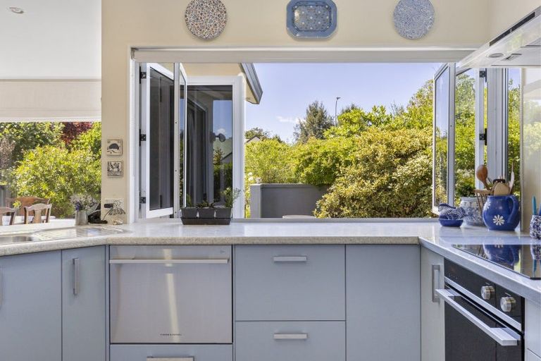 Photo of property in 2/14 Robinson Terrace, Rangatira Park, Taupo, 3330