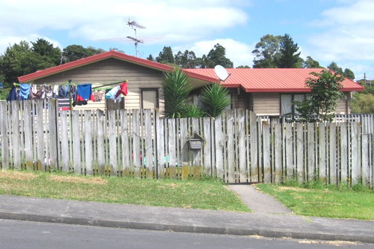 Photo of property in 8 Anne Mclean Drive, Bayview, Auckland, 0629