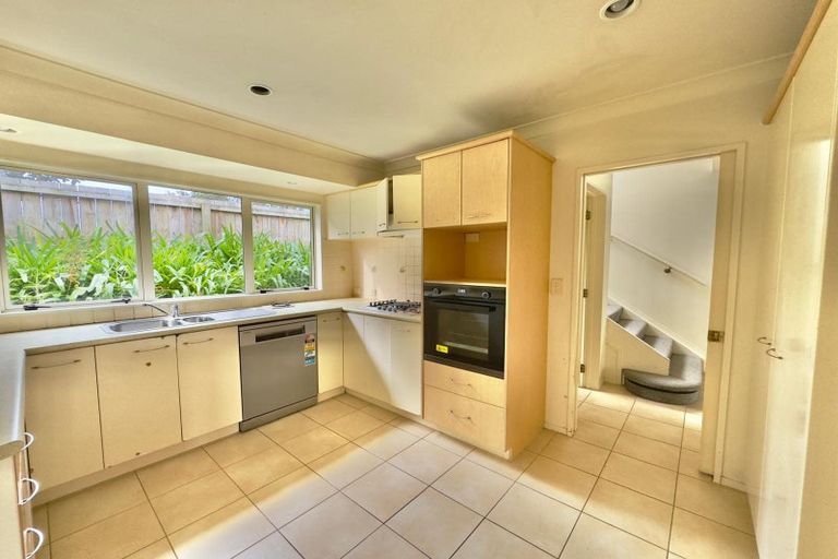 Photo of property in 786 Chapel Road, Shamrock Park, Auckland, 2016