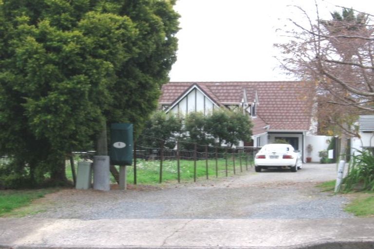 Photo of property in 6 Te Maku Grove, Waikanae, 5036