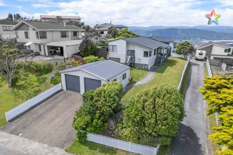 Photo of property in 284 Maungaraki Road, Maungaraki, Lower Hutt, 5010