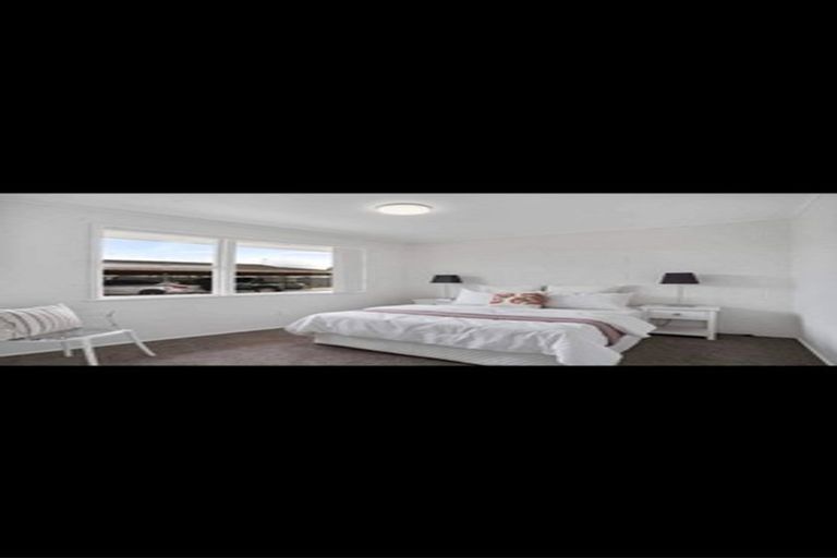 Photo of property in 2/12 Reagan Road, Manukau, Auckland, 2025