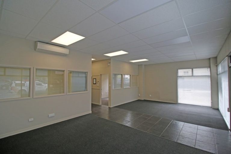 Photo of property in 9 Edgeware Road, Wilton, Wellington, 6012