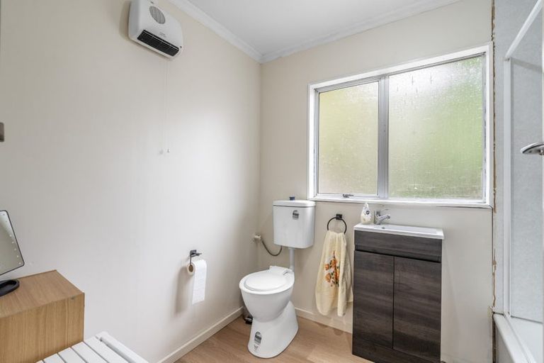 Photo of property in 7 Watt Road, Otatara, Invercargill, 9879