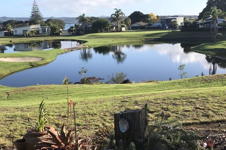 Photo of property in 10 Cayman Court, One Tree Point, 0118