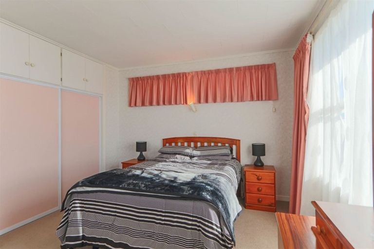 Photo of property in 6 Brookes Street, Inglewood, 4330