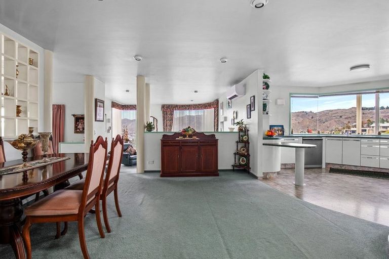 Photo of property in 25 Aronui Road, Bridge Hill, Alexandra, 9320