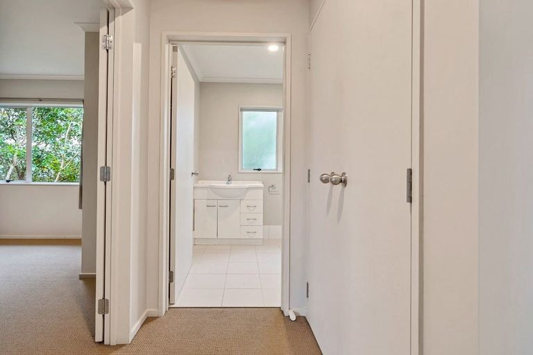 Photo of property in 26 Kellett Road, Ranui, Auckland, 0612