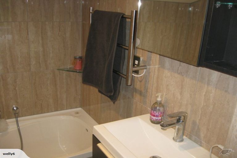 Photo of property in 11/8 Thatcher Crescent, Crofton Downs, Wellington, 6035