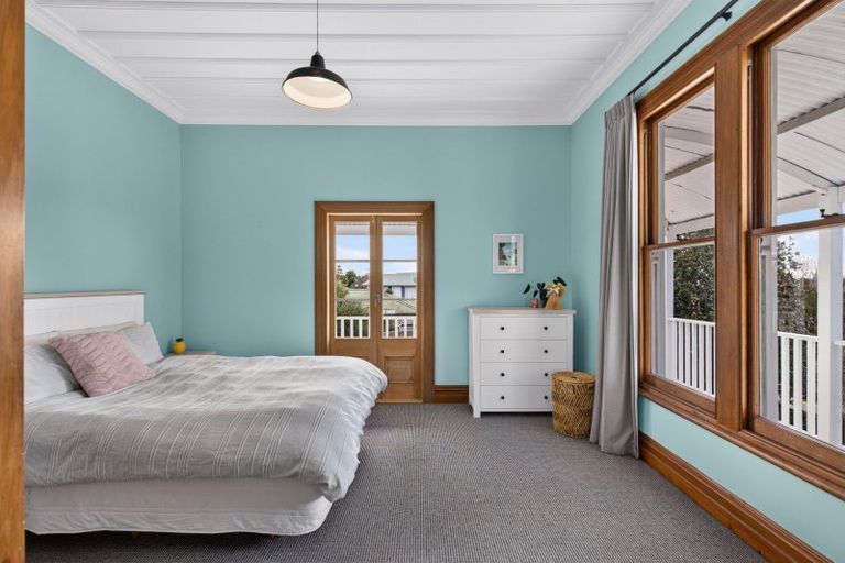 Photo of property in 302 Lyndon Road West, Hastings, 4122