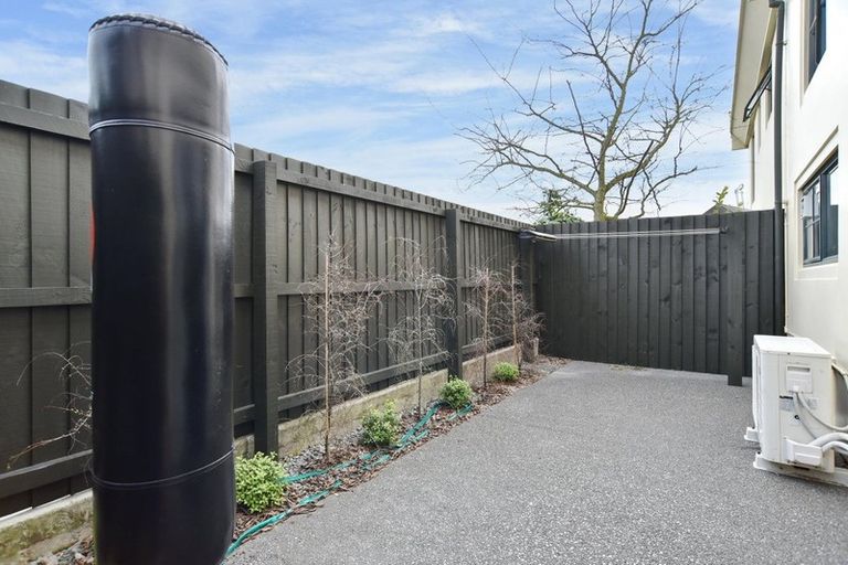 Photo of property in 7 Gracefield Avenue, Christchurch Central, Christchurch, 8013