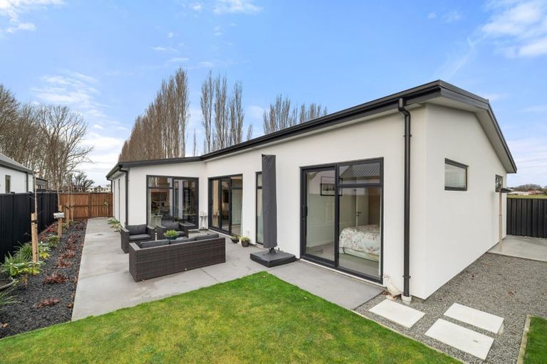 Photo of property in 22 Elsie Lange Way, Casebrook, Christchurch, 8051