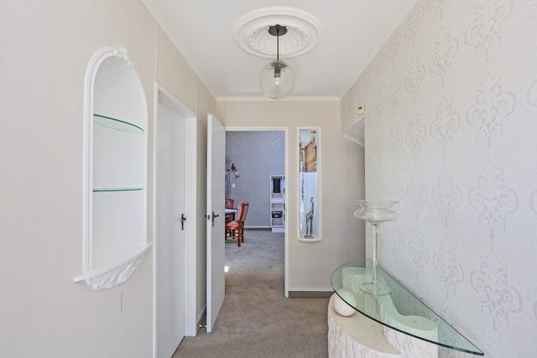 Photo of property in 4/34 Busby Hill, Havelock North, 4130