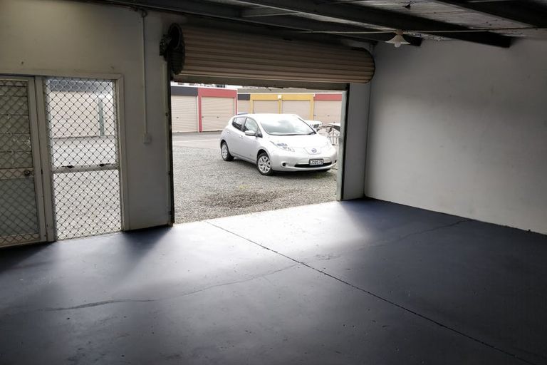 Photo of property in 89 Shakespeare Road, Bluff Hill, Napier, 4110