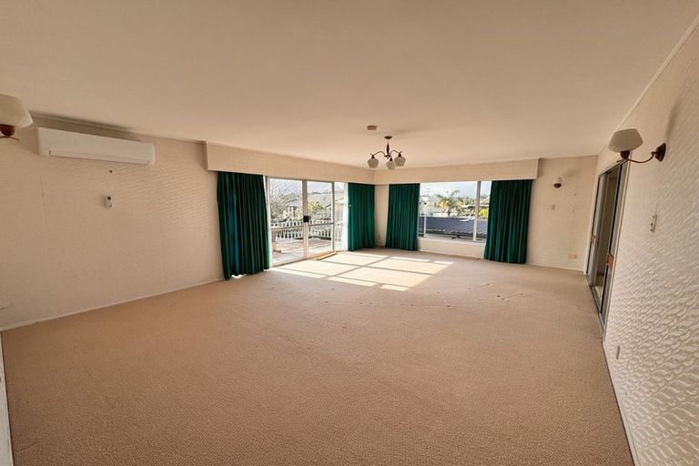 Photo of property in 67 Bramley Drive, Farm Cove, Auckland, 2012