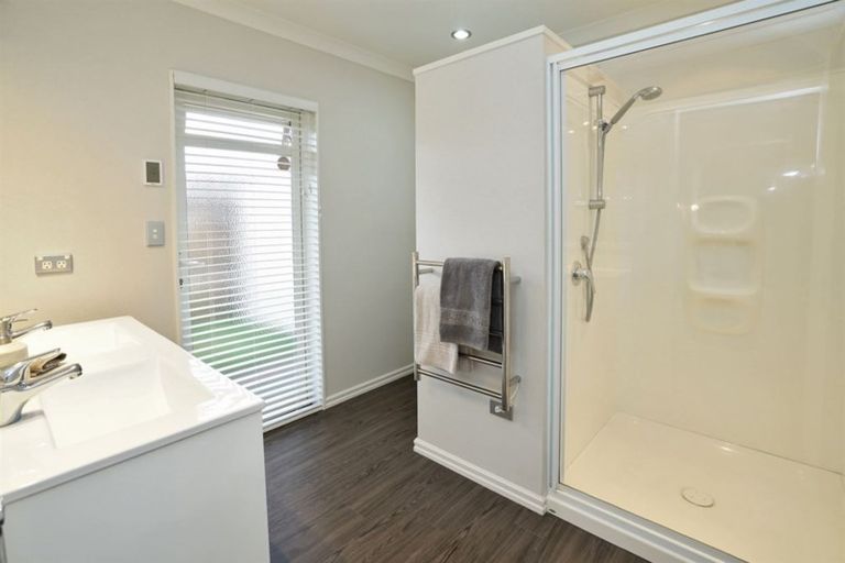 Photo of property in 18 Burgundy Court, Rototuna, Hamilton, 3210