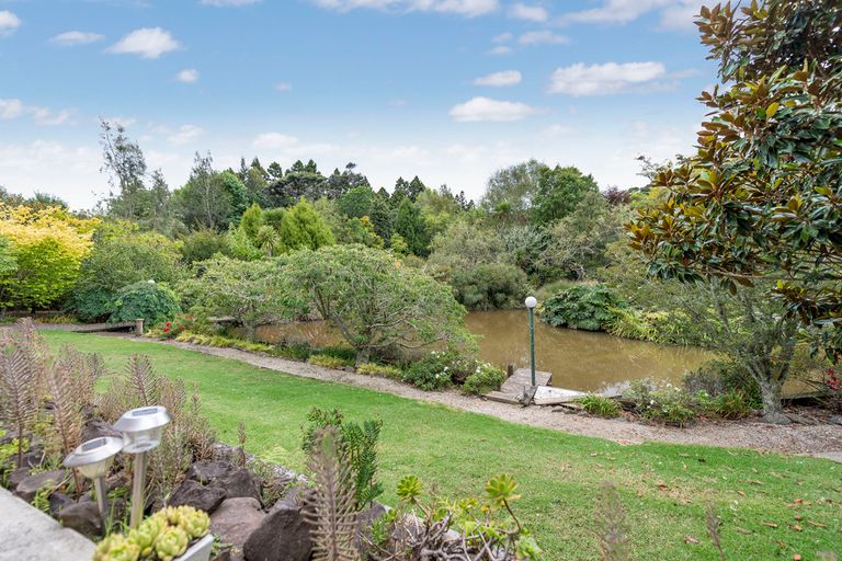 Photo of property in 165 Valley Road, Waimauku, 0881