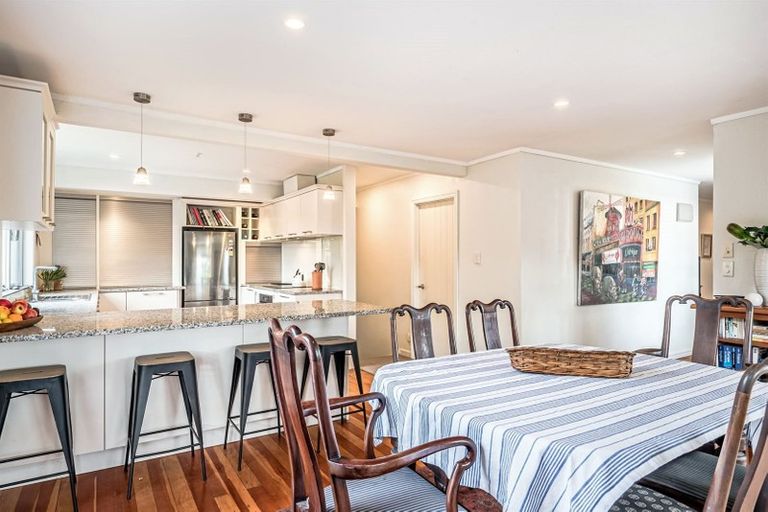 Photo of property in 4 Fifeshire Street, Belmont, Auckland, 0622