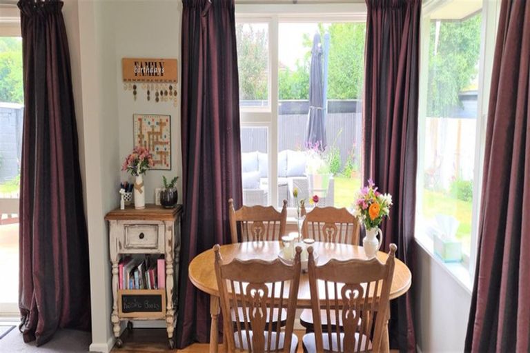 Photo of property in 65a Veitches Road, Casebrook, Christchurch, 8051