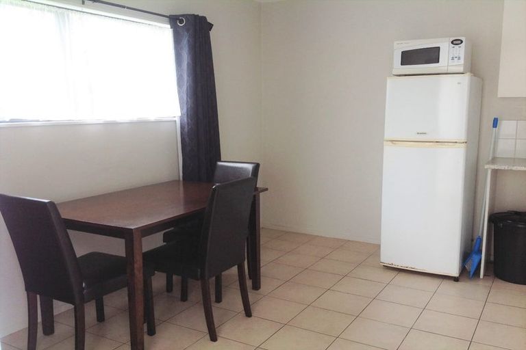 Photo of property in 9 Mahon Place, Papatoetoe, Auckland, 2025
