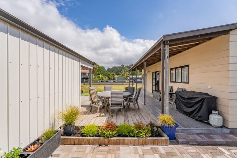 Photo of property in 3 Captain Cook Road, Cooks Beach, Whitianga, 3591