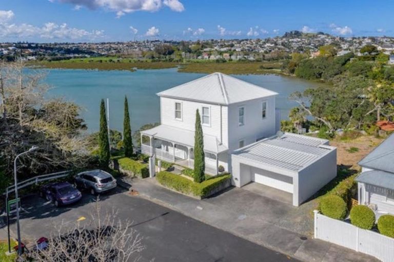 Photo of property in 23 Logan Terrace, Parnell, Auckland, 1052