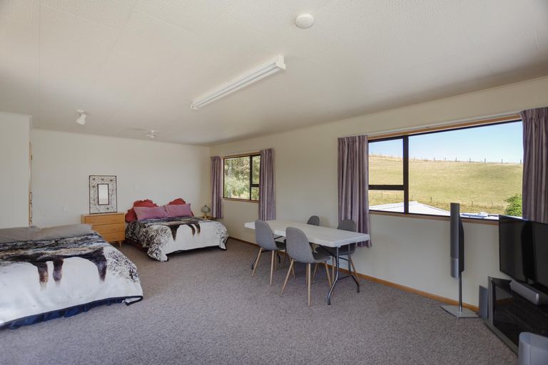 Photo of property in 16 Coronation Street, Moeraki, Palmerston, 9482