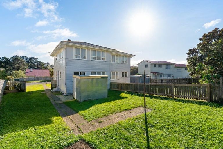 Photo of property in 70-72 Waihemo Street, Waitangirua, Porirua, 5024