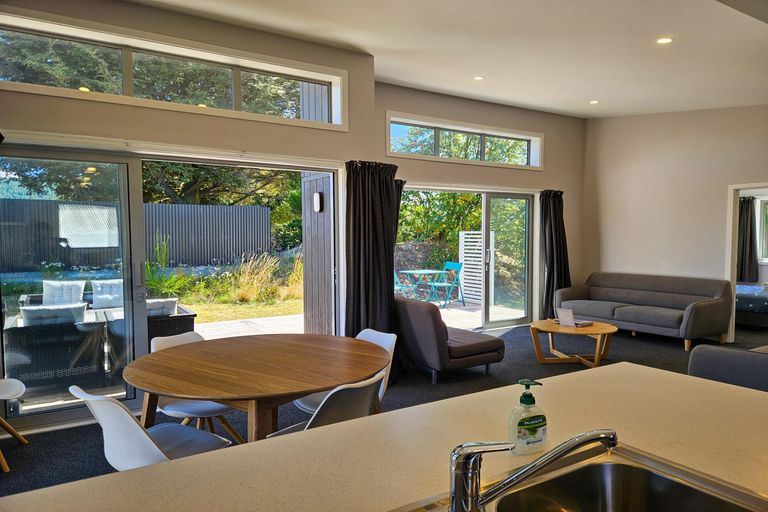 Photo of property in 21 Aorangi Crescent, Lake Tekapo, 7999