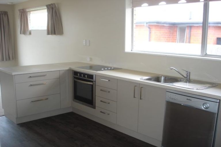 Photo of property in 90a Somerfield Street, Somerfield, Christchurch, 8024