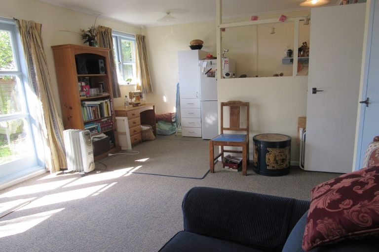 Photo of property in 5e Harrold Street, Highbury, Wellington, 6012