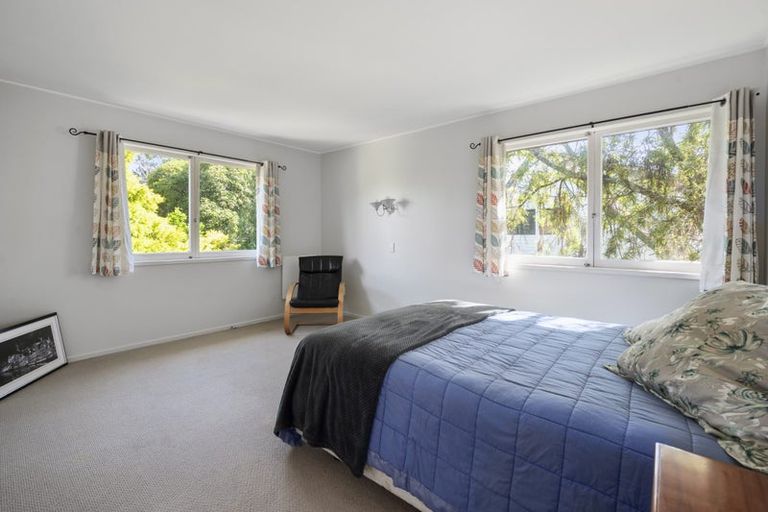 Photo of property in 6 Tirita Street, Kawaha Point, Rotorua, 3010