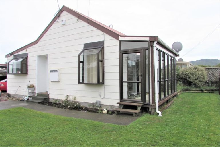 Photo of property in 1/58 Miro Street, Trentham, Upper Hutt, 5018