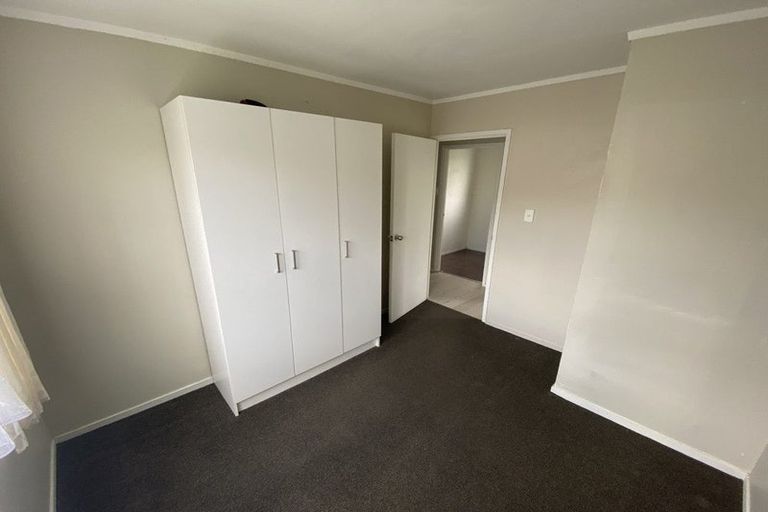 Photo of property in 1/92 Kenderdine Road, Papatoetoe, Auckland, 2025