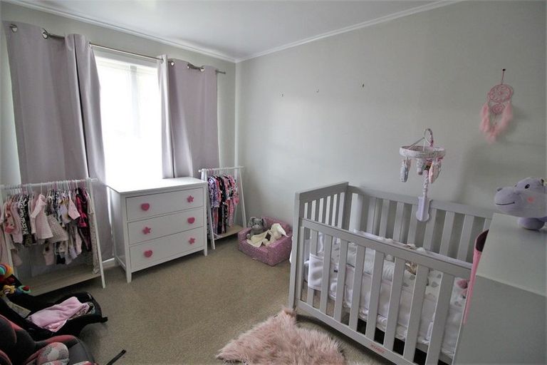 Photo of property in 9 English Street, St Andrews, Hamilton, 3200