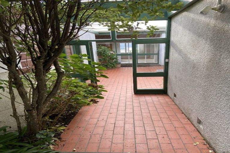 Photo of property in 8 Nagpur Terrace, Broadmeadows, Wellington, 6035