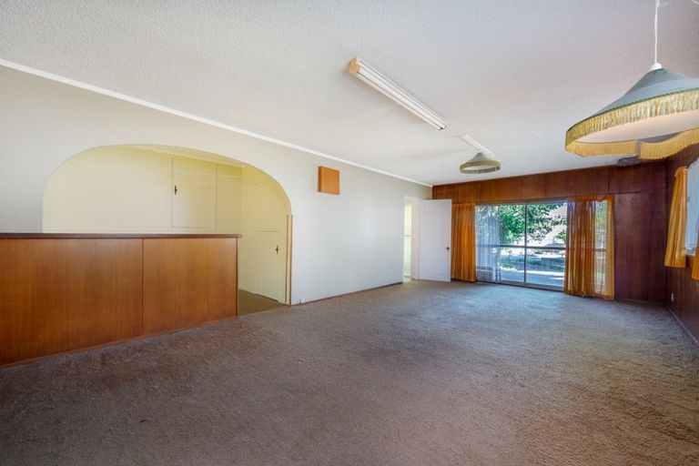 Photo of property in 16 Bacot Place, Howick, Auckland, 2014