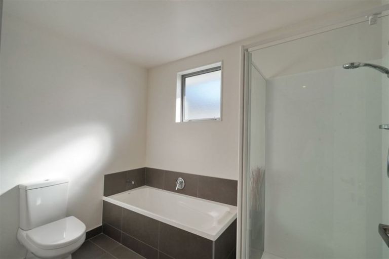 Photo of property in 4/20 Old Red Barn Road, Halswell, Christchurch, 8025