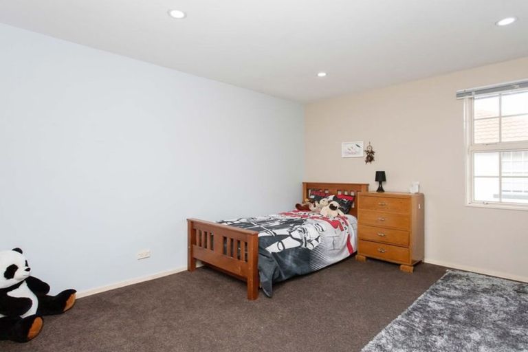 Photo of property in 9g Crohane Place, Addington, Christchurch, 8024